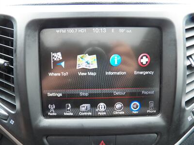 2015 Jeep Cherokee Limited  4x4 - Photo 25 - Mishawaka, IN 46545