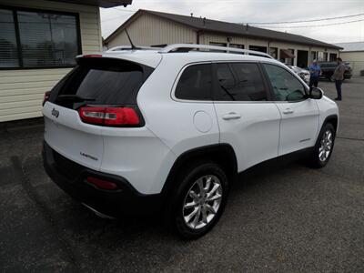 2015 Jeep Cherokee Limited  4x4 - Photo 2 - Mishawaka, IN 46545