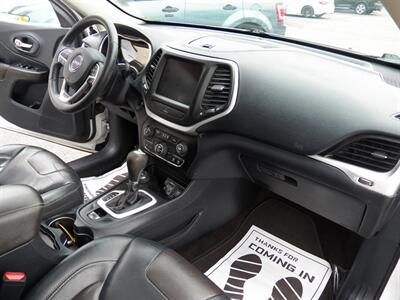 2015 Jeep Cherokee Limited  4x4 - Photo 18 - Mishawaka, IN 46545