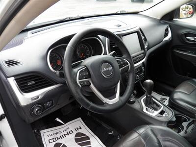 2015 Jeep Cherokee Limited  4x4 - Photo 9 - Mishawaka, IN 46545