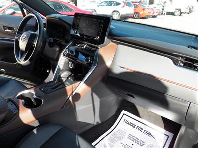 2022 Toyota Venza XLE Hybrid  AWD - Photo 14 - Mishawaka, IN 46545