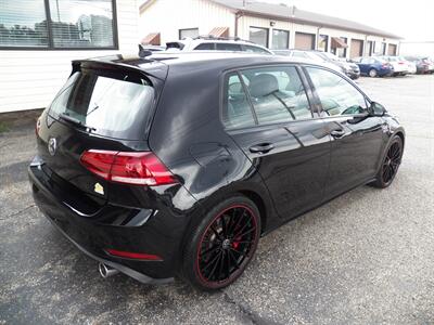2019 Volkswagen Golf GTI SE - Photo 4 - Mishawaka, IN 46545