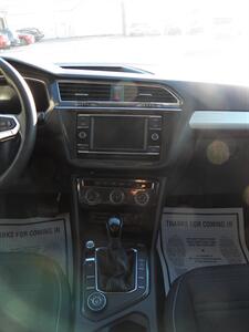 2022 Volkswagen Tiguan S 4Motion   - Photo 16 - Mishawaka, IN 46545