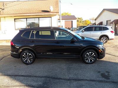 2022 Volkswagen Tiguan S 4Motion   - Photo 2 - Mishawaka, IN 46545