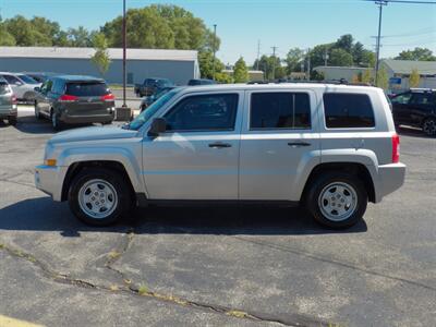 2007 Jeep Patriot Sport  4WD - Photo 6 - Mishawaka, IN 46545