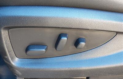 2020 GMC Yukon SLT  4x4 - Photo 13 - Mishawaka, IN 46545