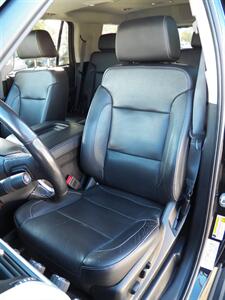 2020 GMC Yukon SLT  4x4 - Photo 12 - Mishawaka, IN 46545