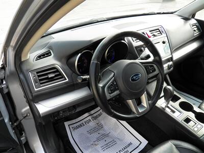 2015 Subaru Outback 2.5i Premium AWD - Photo 7 - Mishawaka, IN 46545