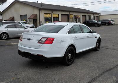 2015 Ford Taurus 3.7L AWD   - Photo 3 - Mishawaka, IN 46545