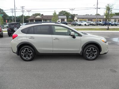 2014 Subaru XV Crosstrek 2.0i Premium   - Photo 2 - Mishawaka, IN 46545