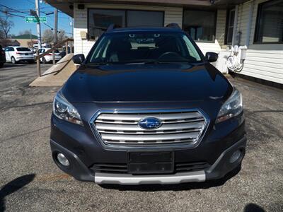 2017 Subaru Outback 2.5i Limited  AWD - Photo 6 - Mishawaka, IN 46545