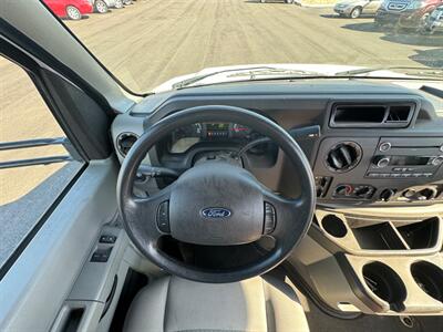 2015 Ford E-Series Van E-450  Box Truck - Photo 20 - Mishawaka, IN 46545