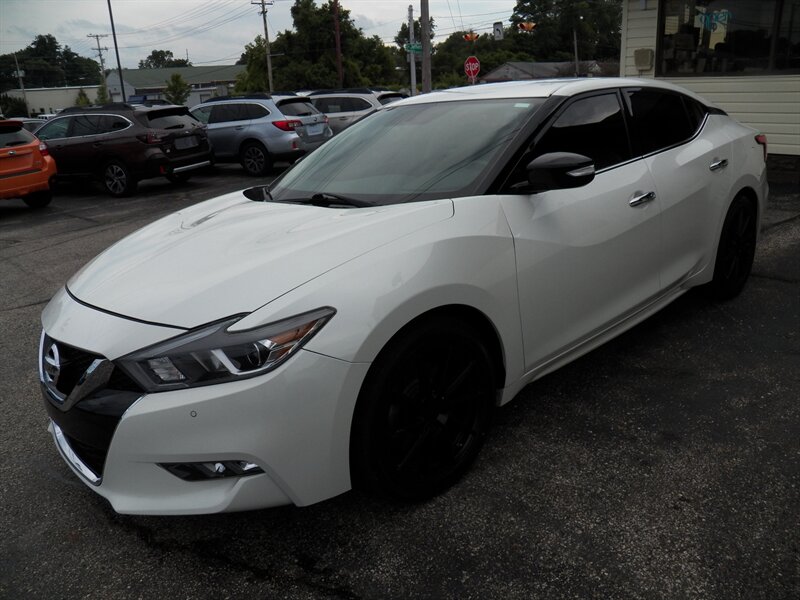 2018 Nissan Maxima 3.5 SV - Photo 2 - Mishawaka, IN 46545