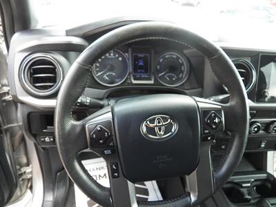 2017 Toyota Tacoma TRD Sport 4x4 - Photo 16 - Mishawaka, IN 46545