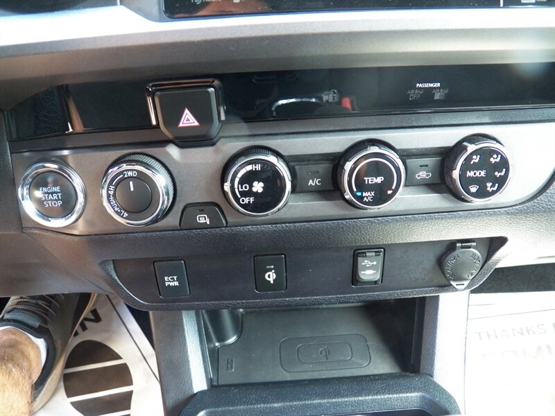 2017 Toyota Tacoma TRD Sport 4x4 - Photo 19 - Mishawaka, IN 46545