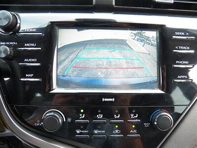 2020 Toyota Camry LE - Photo 15 - Mishawaka, IN 46545