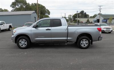 2013 Toyota Tundra Double Cab   - Photo 6 - Mishawaka, IN 46545