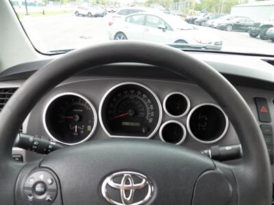 2013 Toyota Tundra Double Cab   - Photo 25 - Mishawaka, IN 46545