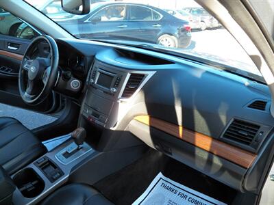 2013 Subaru Outback 2.5i Limited  AWD - Photo 15 - Mishawaka, IN 46545