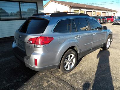 2013 Subaru Outback 2.5i Limited  AWD - Photo 3 - Mishawaka, IN 46545