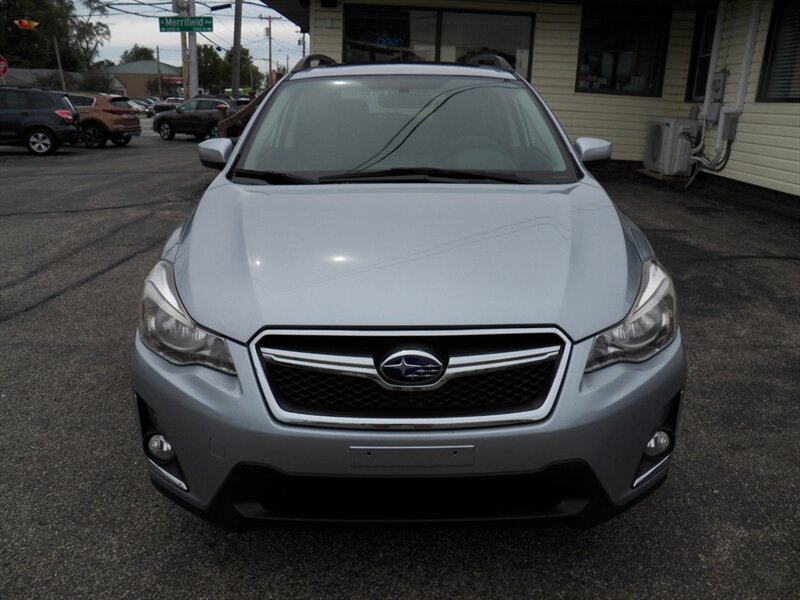 2016 Subaru Crosstrek 2.0i Premium AWD - Photo 5 - Mishawaka, IN 46545