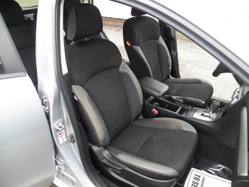 2016 Subaru Crosstrek 2.0i Premium AWD - Photo 12 - Mishawaka, IN 46545