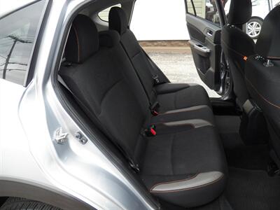2016 Subaru Crosstrek 2.0i Premium AWD - Photo 11 - Mishawaka, IN 46545