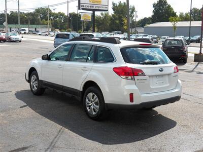 2014 Subaru Outback 2.5i  AWD - Photo 5 - Mishawaka, IN 46545