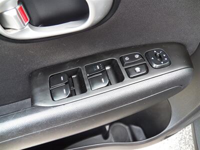 2015 Kia Soul - Photo 17 - Mishawaka, IN 46545