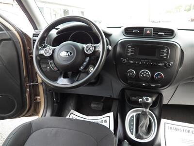 2015 Kia Soul - Photo 12 - Mishawaka, IN 46545