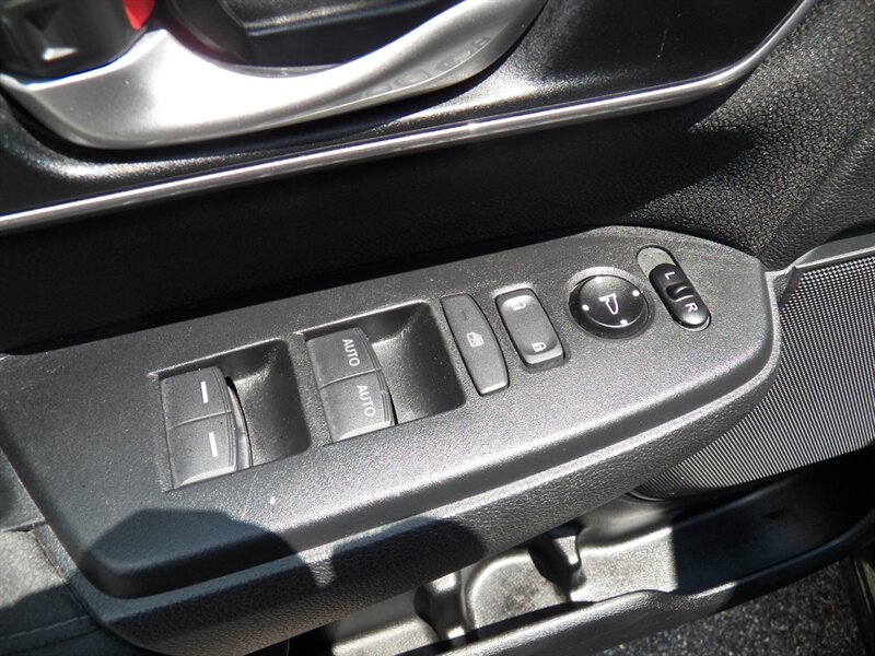 2017 Honda CR-V EX AWD - Photo 18 - Mishawaka, IN 46545