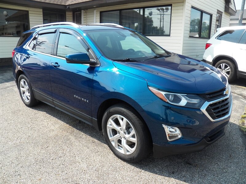 2020 Chevrolet Equinox LT  AWD - Photo 1 - Mishawaka, IN 46545