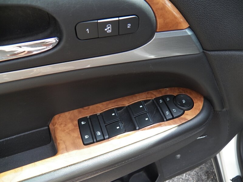 2011 Buick Enclave CXL-2 - Photo 20 - Mishawaka, IN 46545
