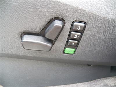2004 Mercedes-Benz ML 350  AWD - Photo 8 - Mishawaka, IN 46545