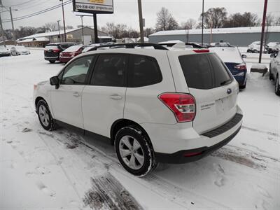 2016 Subaru Forester 2.5i Premium  AWD - Photo 5 - Mishawaka, IN 46545