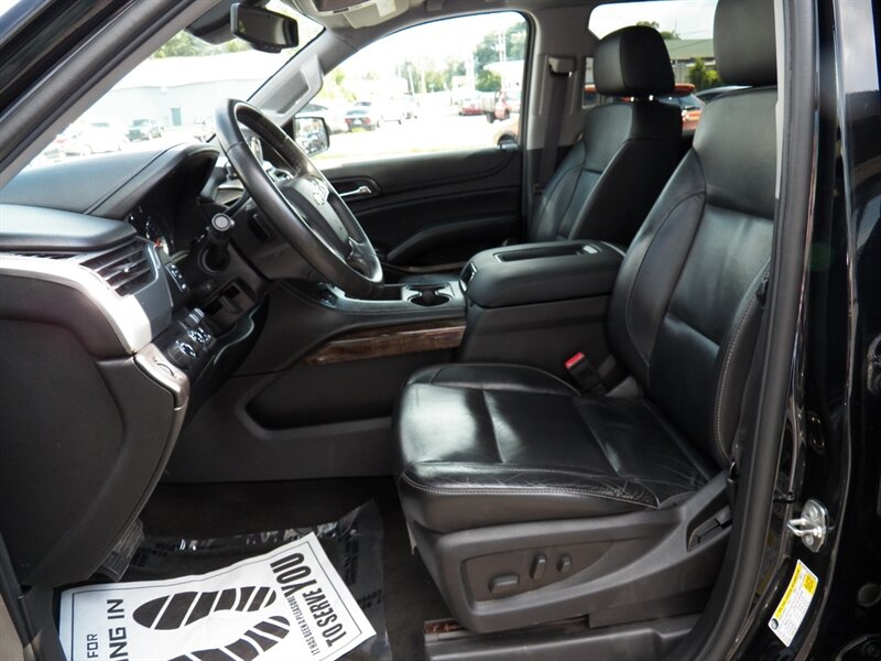 2016 Chevrolet Suburban LT 4x4 - Photo 7 - Mishawaka, IN 46545
