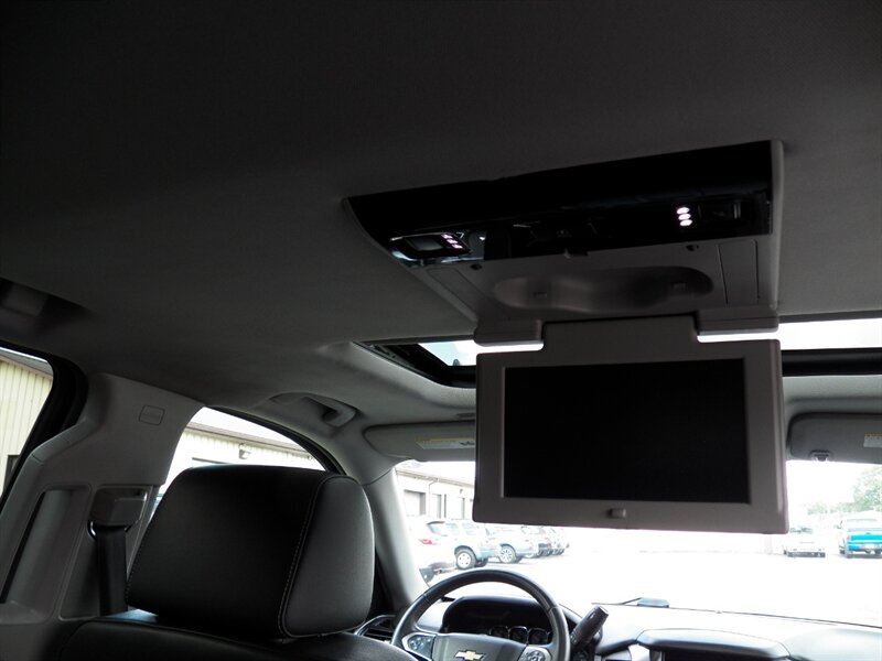 2016 Chevrolet Suburban LT 4x4 - Photo 26 - Mishawaka, IN 46545