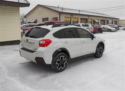 2014 Subaru XV Crosstrek 2.0i Limited  AWD - Photo 3 - Mishawaka, IN 46545