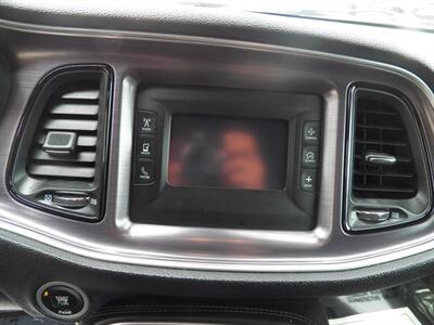 2016 Dodge Challenger SXT - Photo 18 - Mishawaka, IN 46545