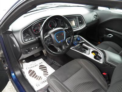 2016 Dodge Challenger SXT - Photo 6 - Mishawaka, IN 46545