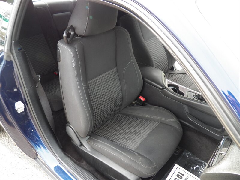 2016 Dodge Challenger SXT - Photo 12 - Mishawaka, IN 46545