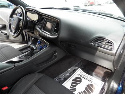 2016 Dodge Challenger SXT - Photo 13 - Mishawaka, IN 46545