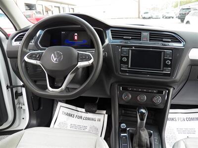 2022 Volkswagen Tiguan S 4Motion AWD - Photo 13 - Mishawaka, IN 46545
