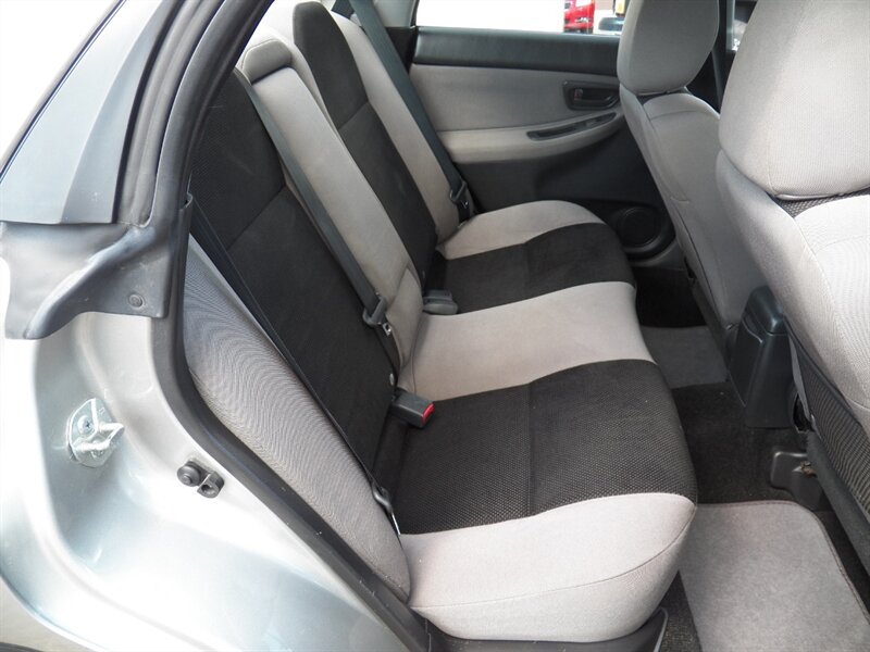 2006 Subaru Impreza 2.5 i AWD - Photo 9 - Mishawaka, IN 46545