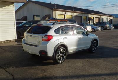 2014 Subaru XV Crosstrek 2.0i Limited  AWD - Photo 3 - Mishawaka, IN 46545