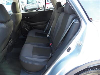 2020 Subaru Outback Premium  AWD - Photo 12 - Mishawaka, IN 46545