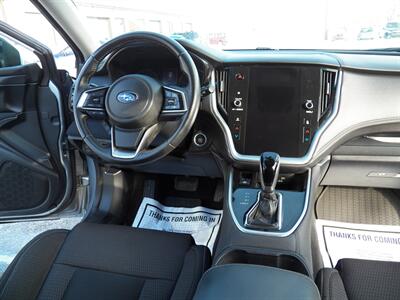 2020 Subaru Outback Premium  AWD - Photo 17 - Mishawaka, IN 46545