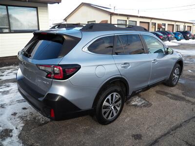 2020 Subaru Outback Premium  AWD - Photo 5 - Mishawaka, IN 46545