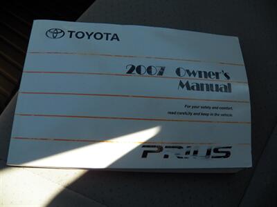 2007 Toyota Prius Touring   - Photo 19 - Mishawaka, IN 46545