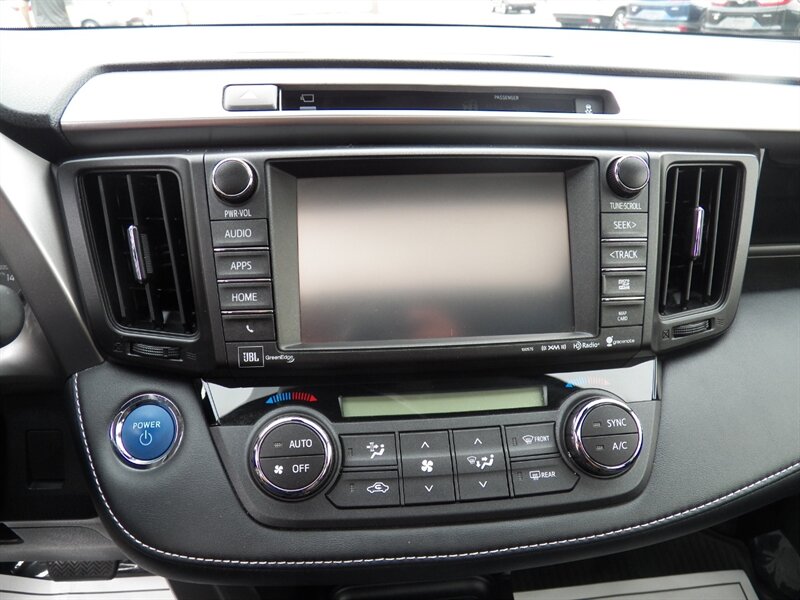 2016 Toyota RAV4 Hybrid Limited AWD - Photo 21 - Mishawaka, IN 46545